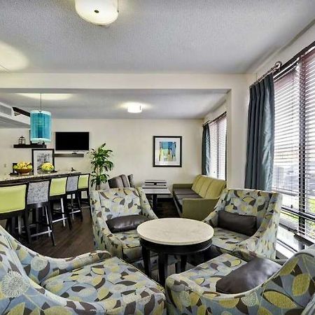 Wingate By Wyndham Charleston Coliseum Hotel North Charleston Interior photo