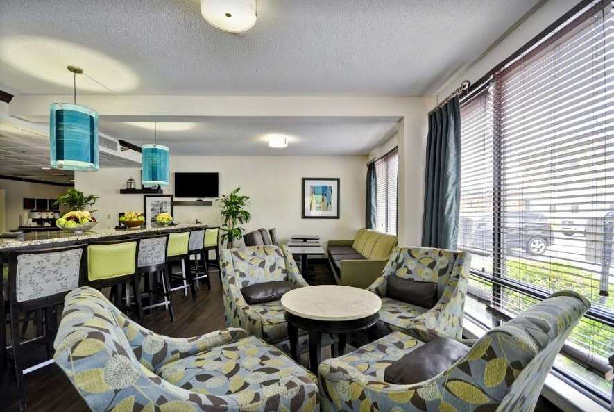 Wingate By Wyndham Charleston Coliseum Hotel North Charleston Interior photo