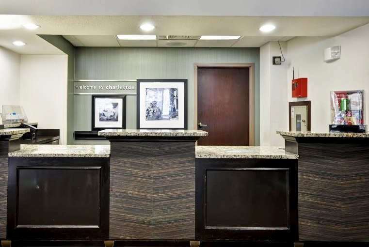Wingate By Wyndham Charleston Coliseum Hotel North Charleston Interior photo