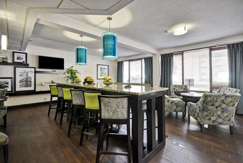 Wingate By Wyndham Charleston Coliseum Hotel North Charleston Interior photo